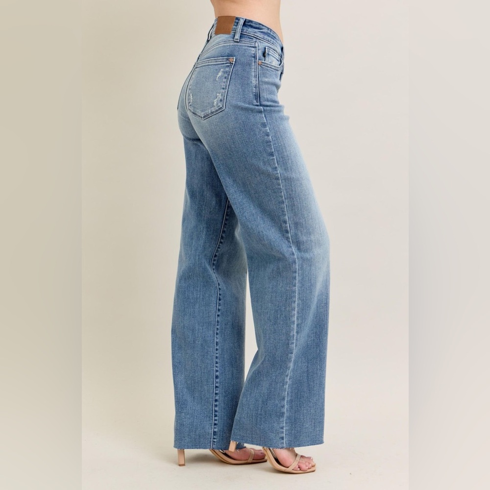 193 NWT Judy Blue Baggy Wide Leg High Rise Raw Hem Jeans Light Wash 27
